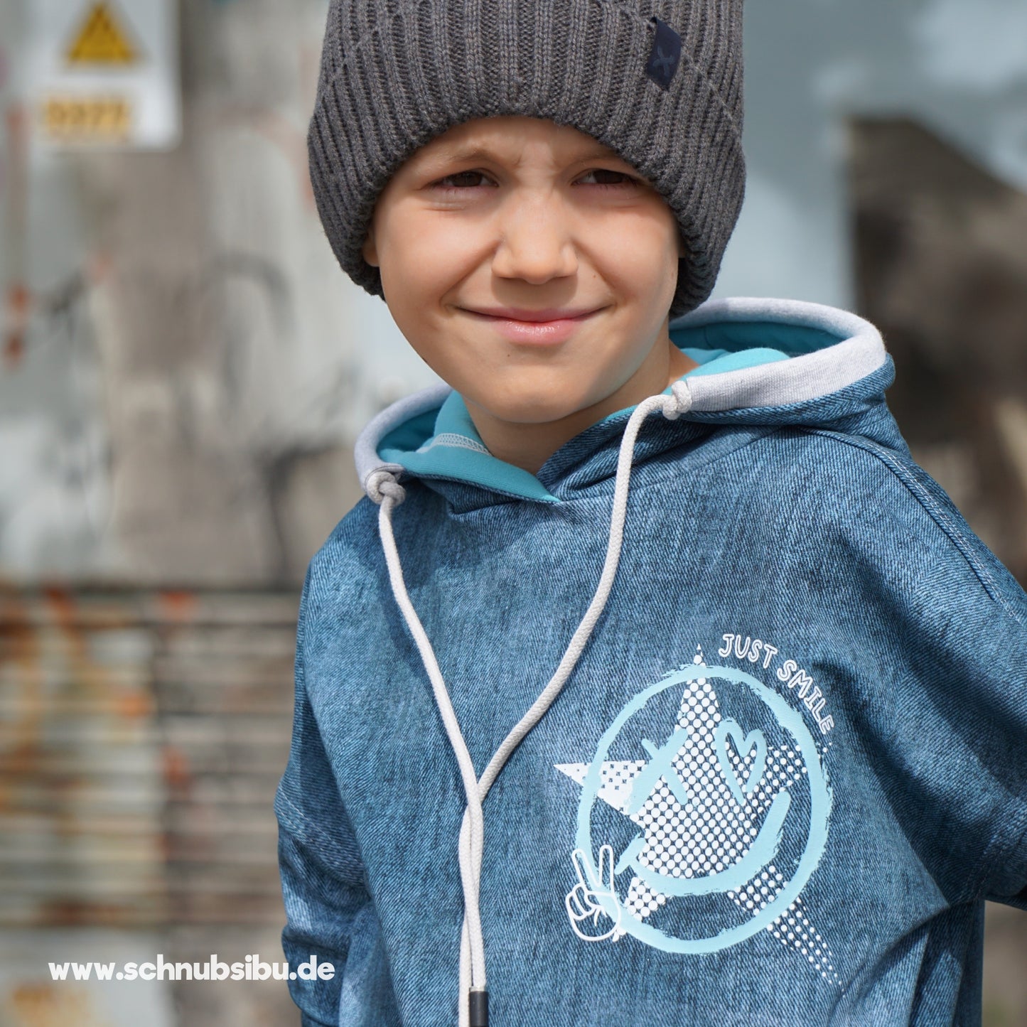 schnubsibu- Produktfoto-BigSmiletuerkis -