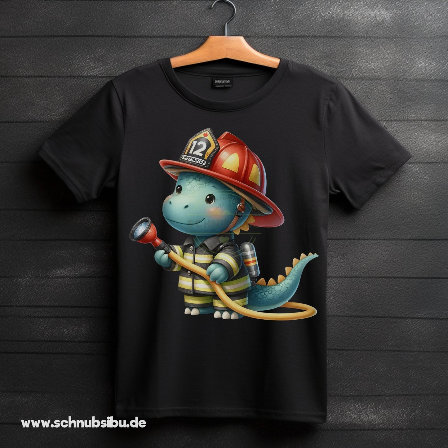 schnubsibu- Produktfoto_-_Mockup-Buegelbild-s-dinofeuerwehr -