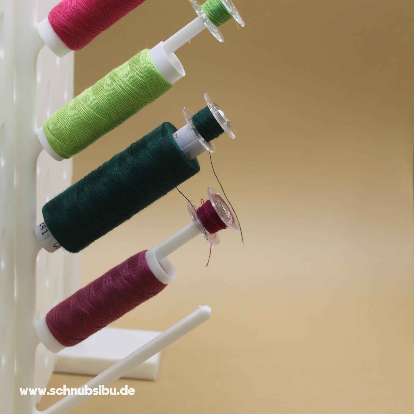 schnubsibu- Produktfoto-Garnhalter_2 -