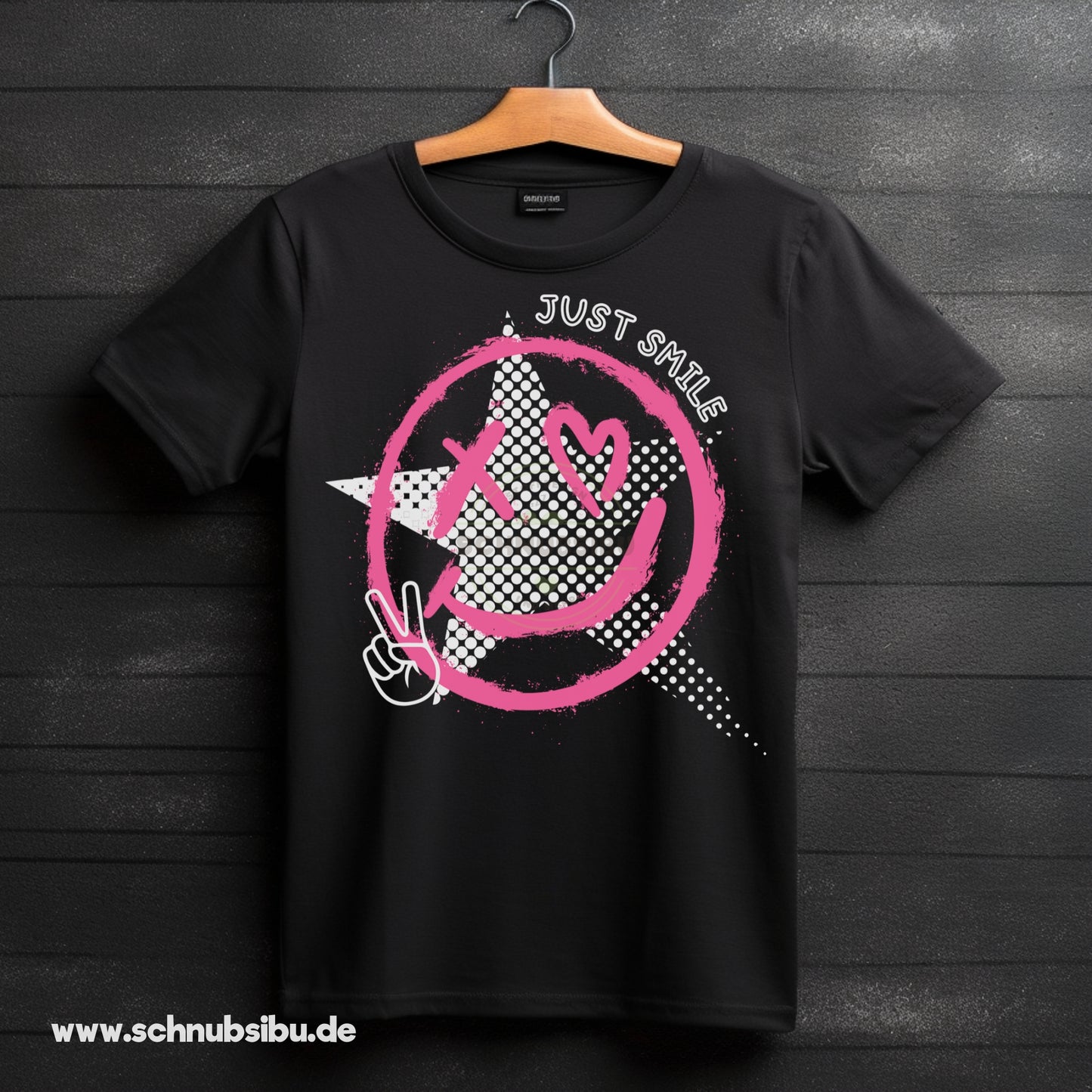 schnubsibu- Produktfoto-Mockup-Buegelbild-s-bigsmilepink -