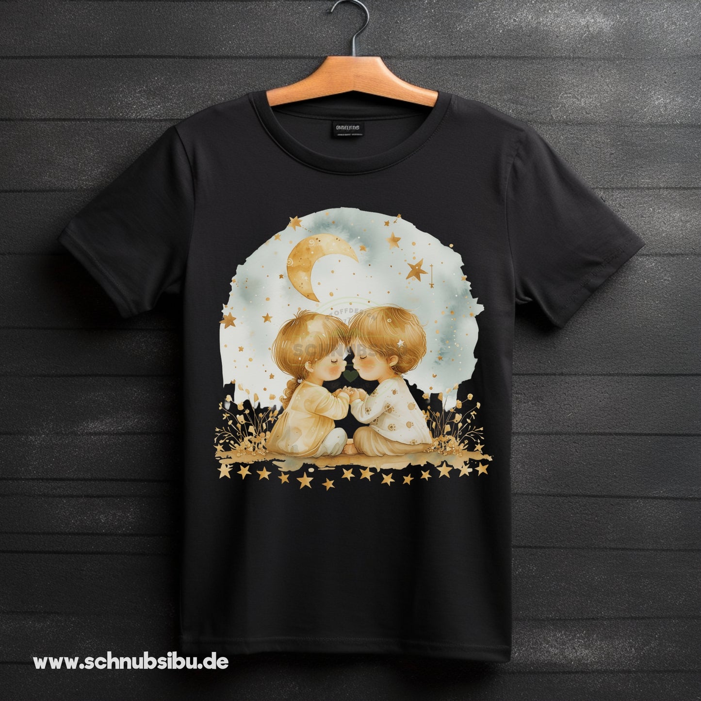 schnubsibu- Produktfoto-Mockup-Buegelbild-s-suessezwillinge -