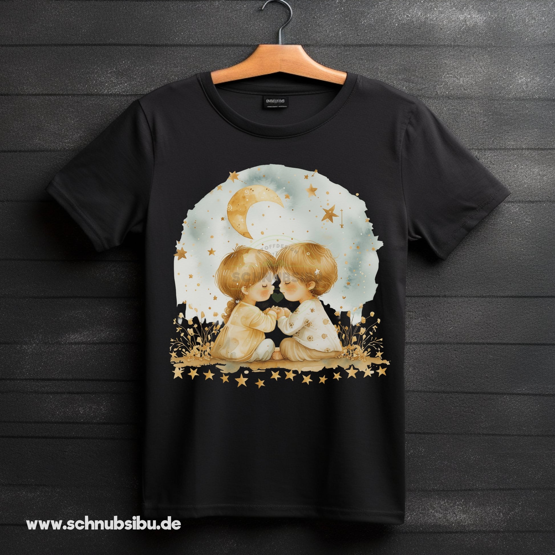 schnubsibu- Produktfoto-Mockup-Buegelbild-s-suessezwillinge -