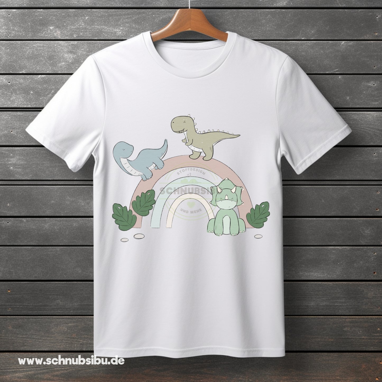 schnubsibu- Produktfoto-Mockup-Buegelbild-w-happydinos -