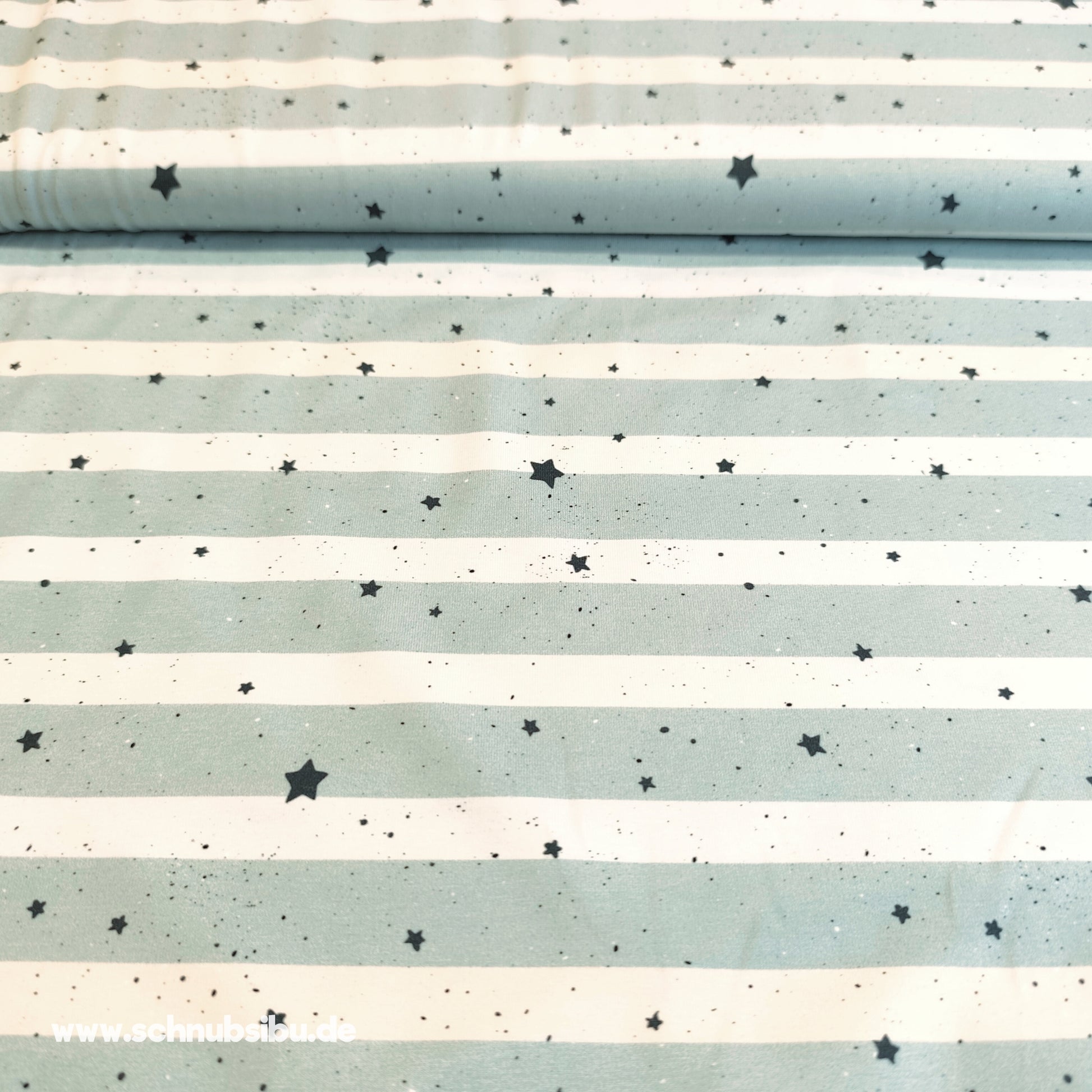 schnubsibu- Produktfoto-Stoffkrokoskaterkombi -