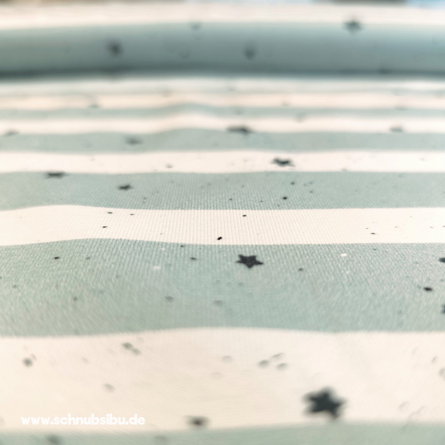 schnubsibu- Produktfoto-Stoffkrokoskaterkombi_3 -