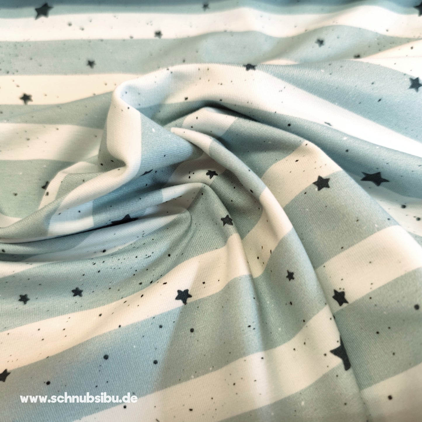 schnubsibu- Produktfoto-Stoffkrokoskaterkombi_4 -