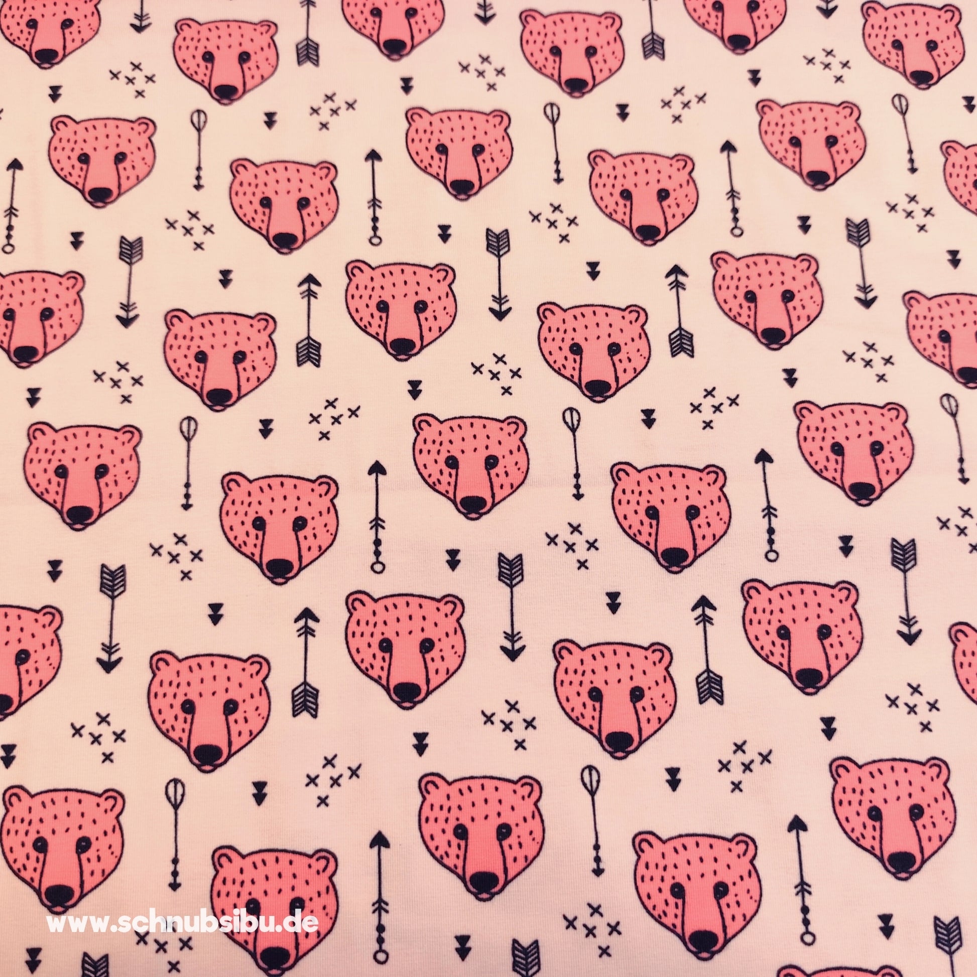 schnubsibu- Produktfoto-baerpinkstoff_3 -