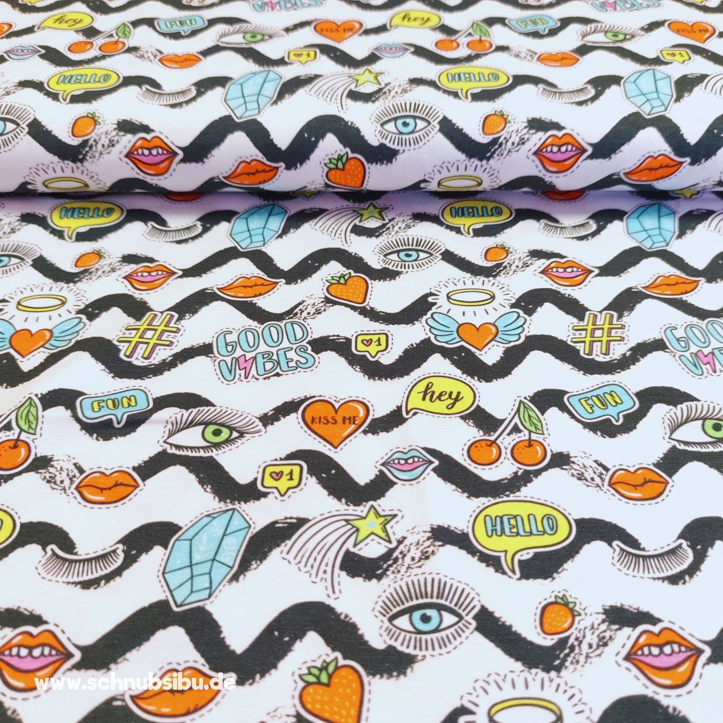 schnubsibu- Produktfoto-goodvibesbuntstoff -
