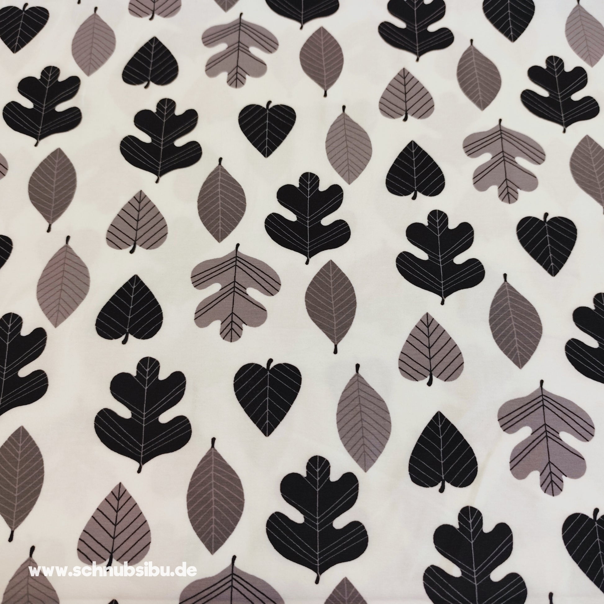 schnubsibu- Produktfoto-herbstblattweissstoff_3 -