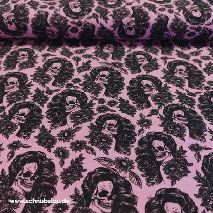 schnubsibu- Produktfoto-skullladylilastoff -