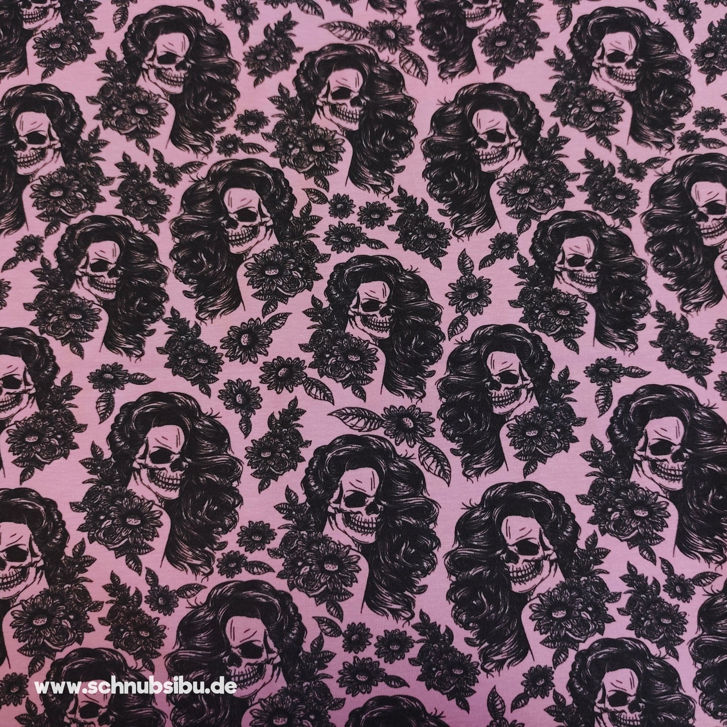 schnubsibu- Produktfoto-skullladylilastoff_3 -