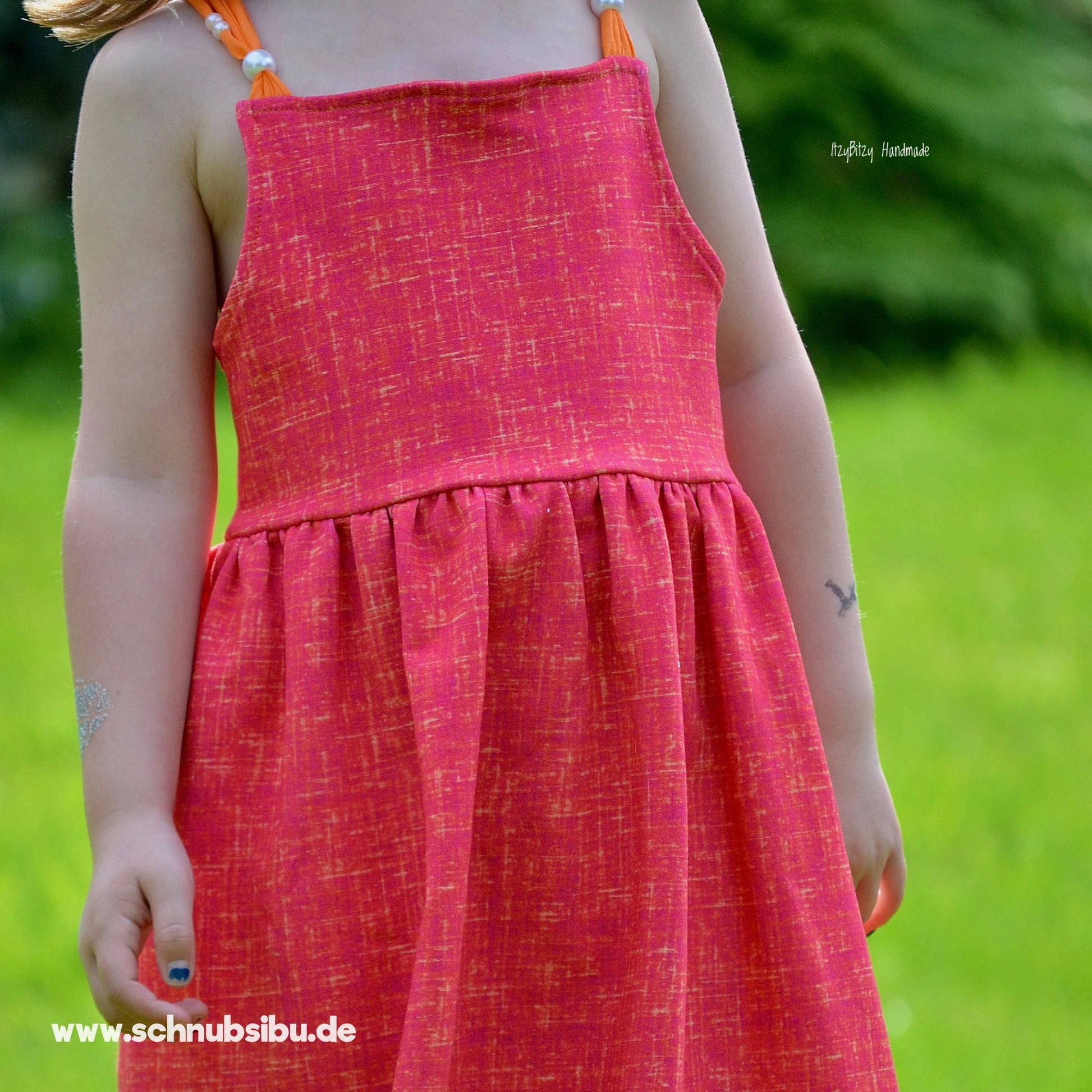 schnubsibu- Produktfoto-stoffleinencrazyrotnaeher_10 -