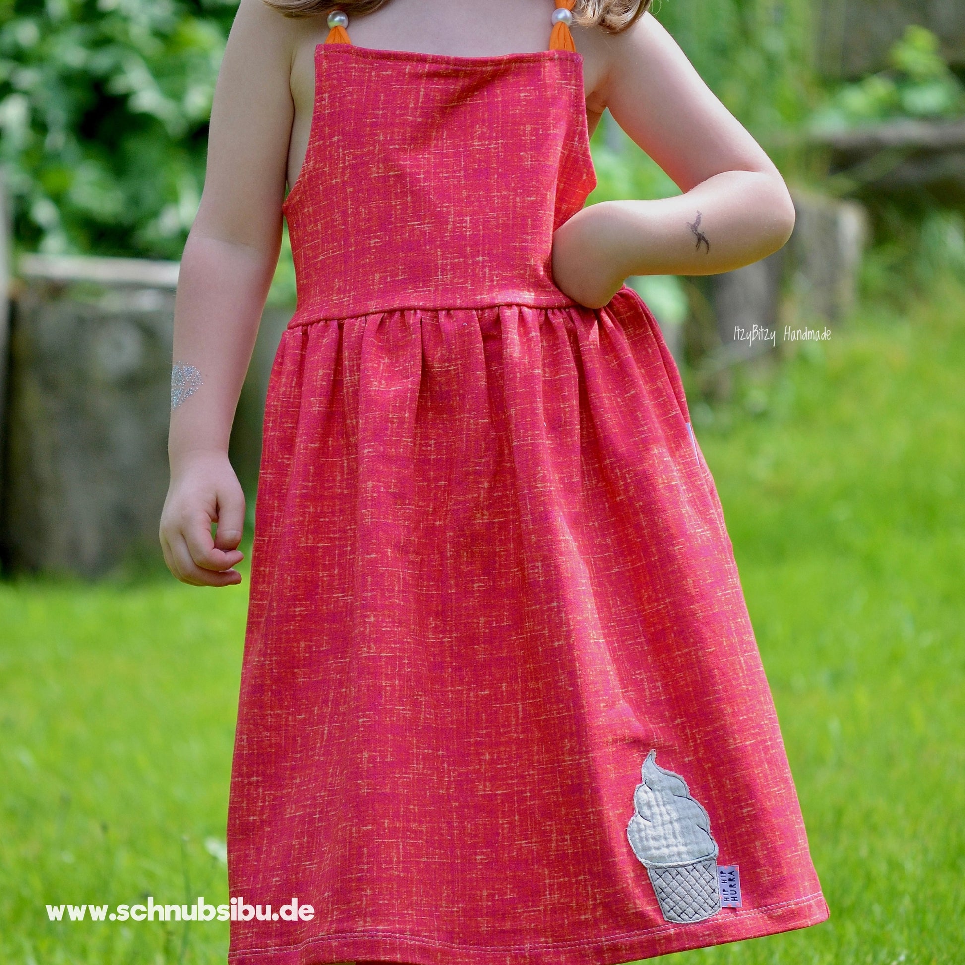 schnubsibu- Produktfoto-stoffleinencrazyrotnaeher_11 -