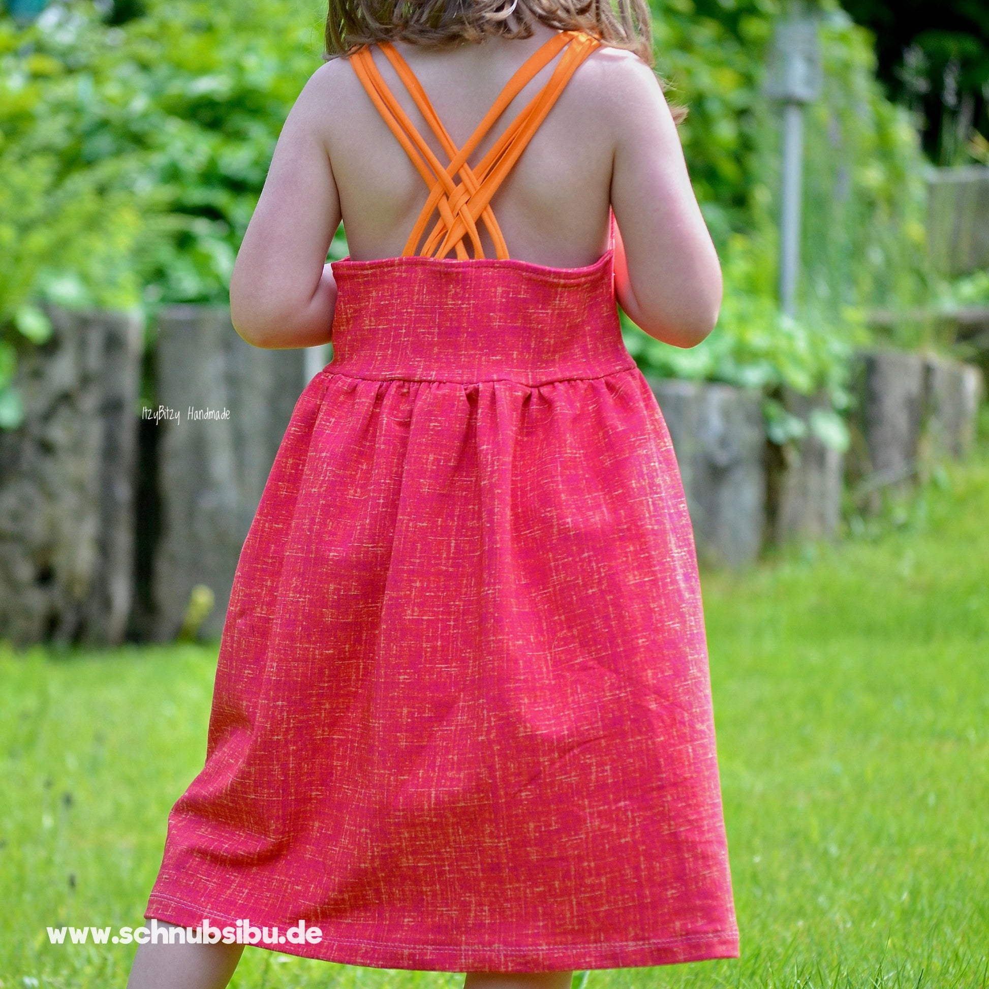 schnubsibu- Produktfoto-stoffleinencrazyrotnaeher_3 -