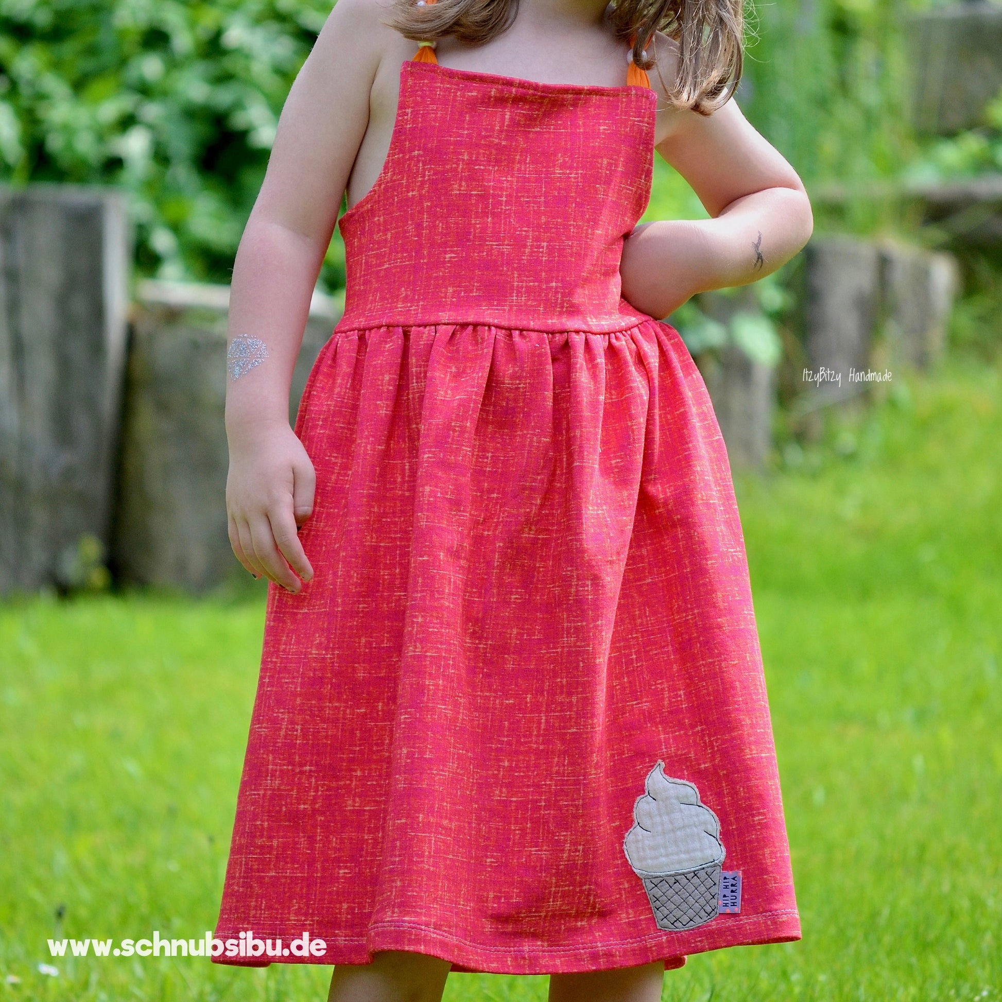schnubsibu- Produktfoto-stoffleinencrazyrotnaeher_4 -