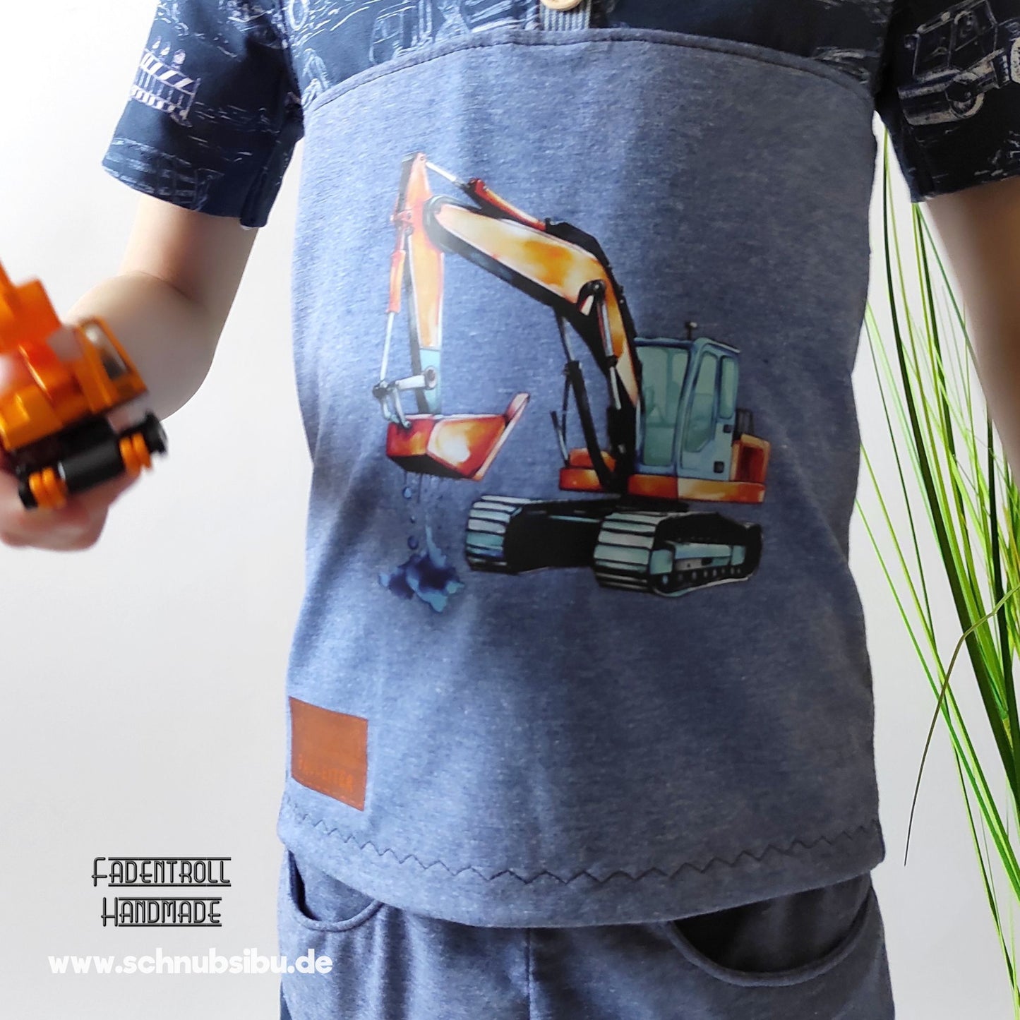 schnubsibu- Produktfoto_-_Bagger_orange_2 -