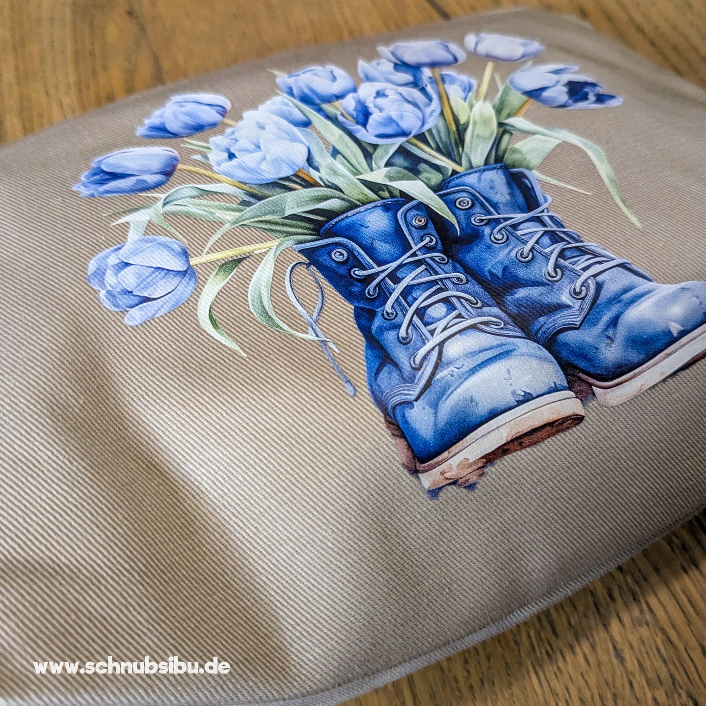 schnubsibu- Produktfoto_-_Blumen-Bootsblau02 -