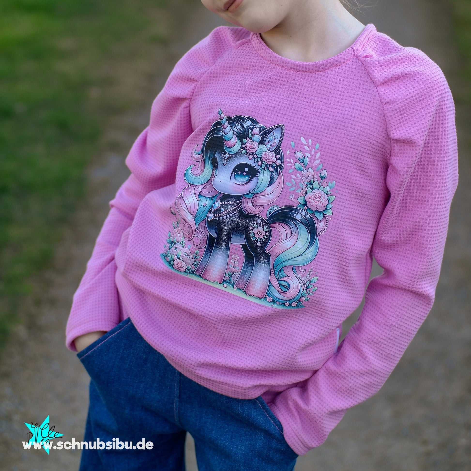 schnubsibu- Produktfoto_-_Einhorn_Black_Edition_01_2 -