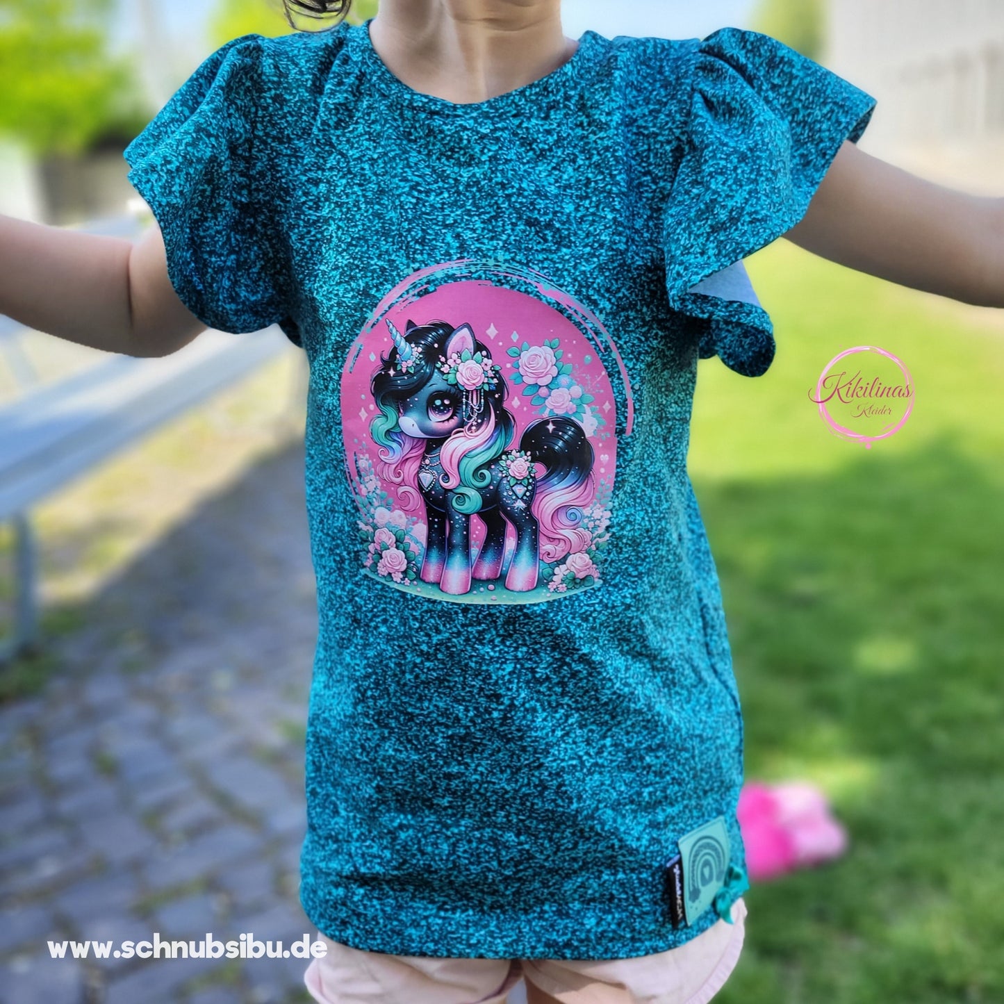 schnubsibu- Produktfoto_-_Einhorn_Black_Edition_08_4 -