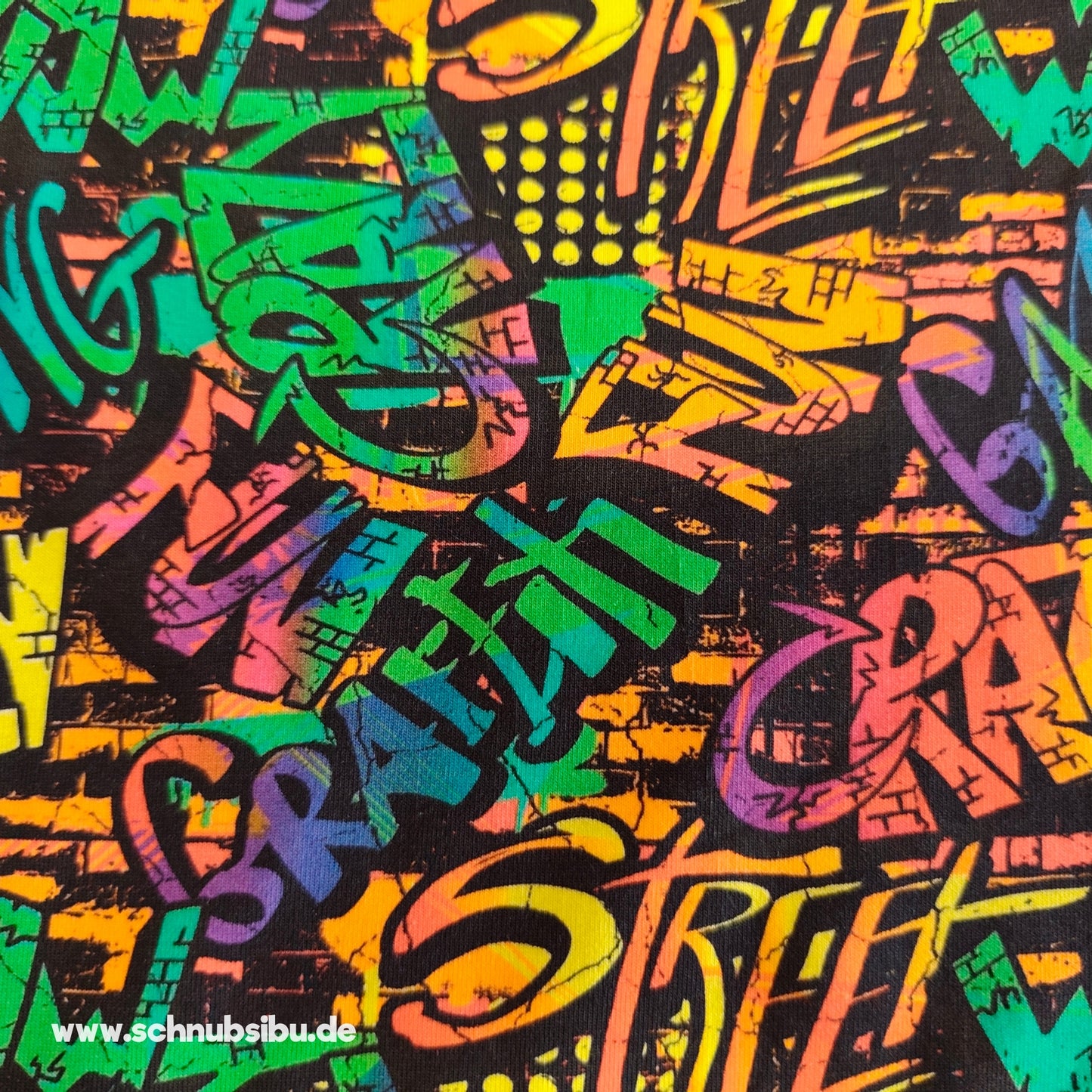 schnubsibu- Produktfoto_-_Graffiti_3 -