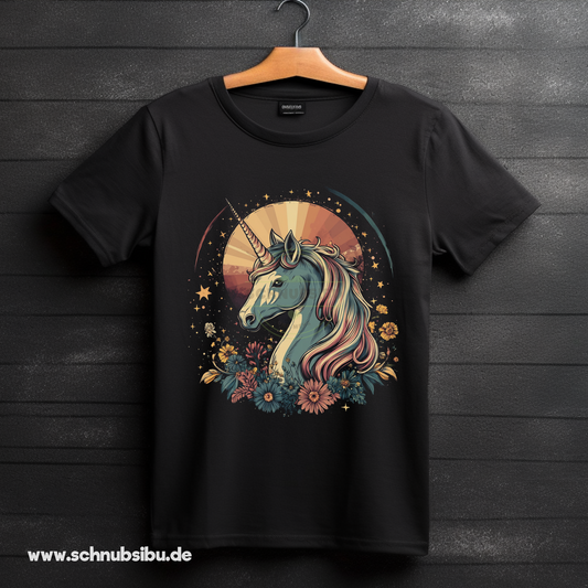 schnubsibu- Produktfoto_-_Mockup-Buegelbild-s-blumeneinhorn03 -