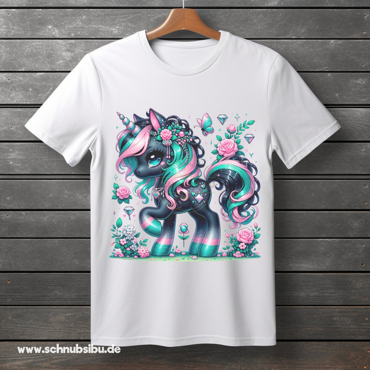 schnubsibu- Produktfoto_-_Mockup-Buegelbild-w-bedeinhorn04 -