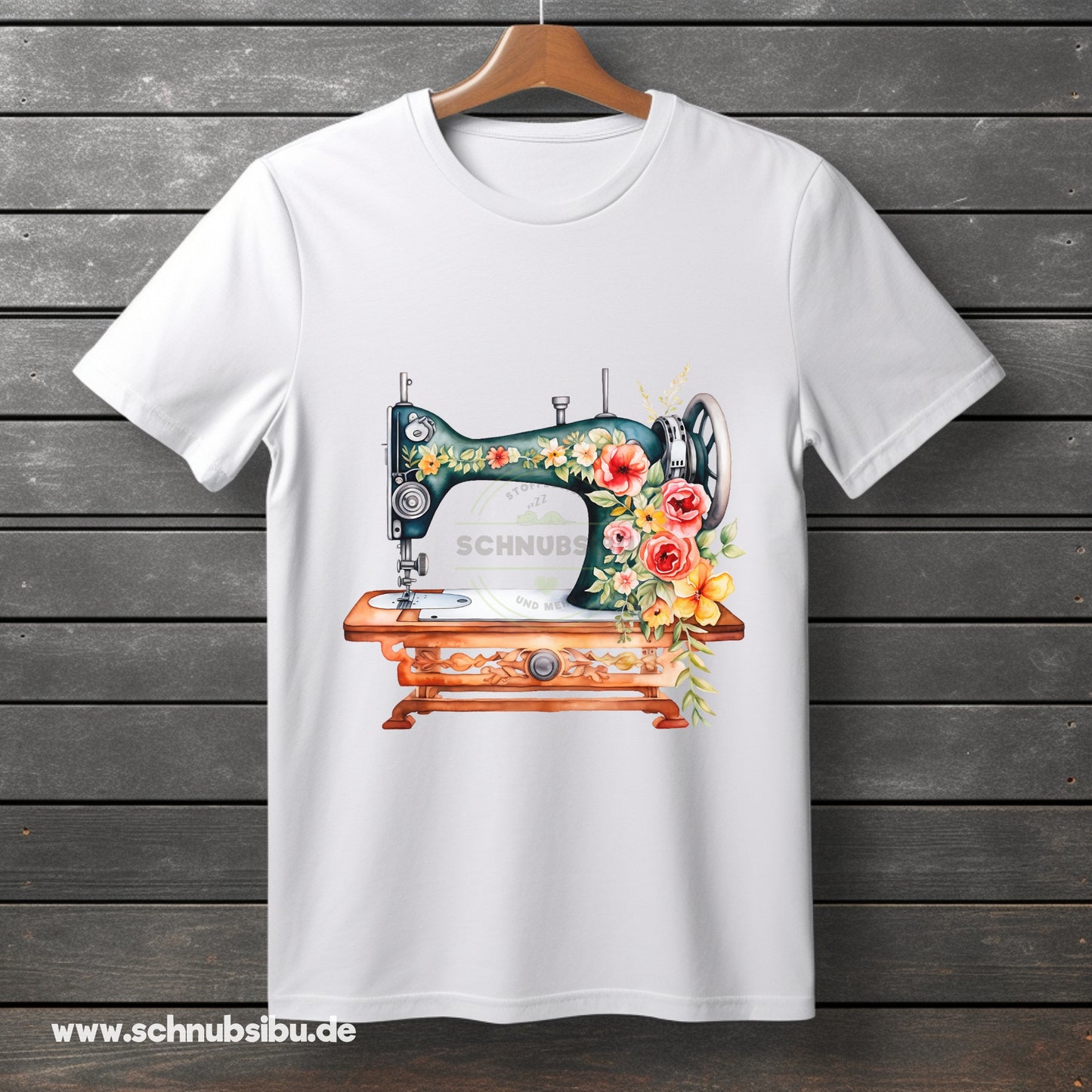 schnubsibu- Produktfoto_-_Mockup-Buegelbild-w-naehmaschinegruen -