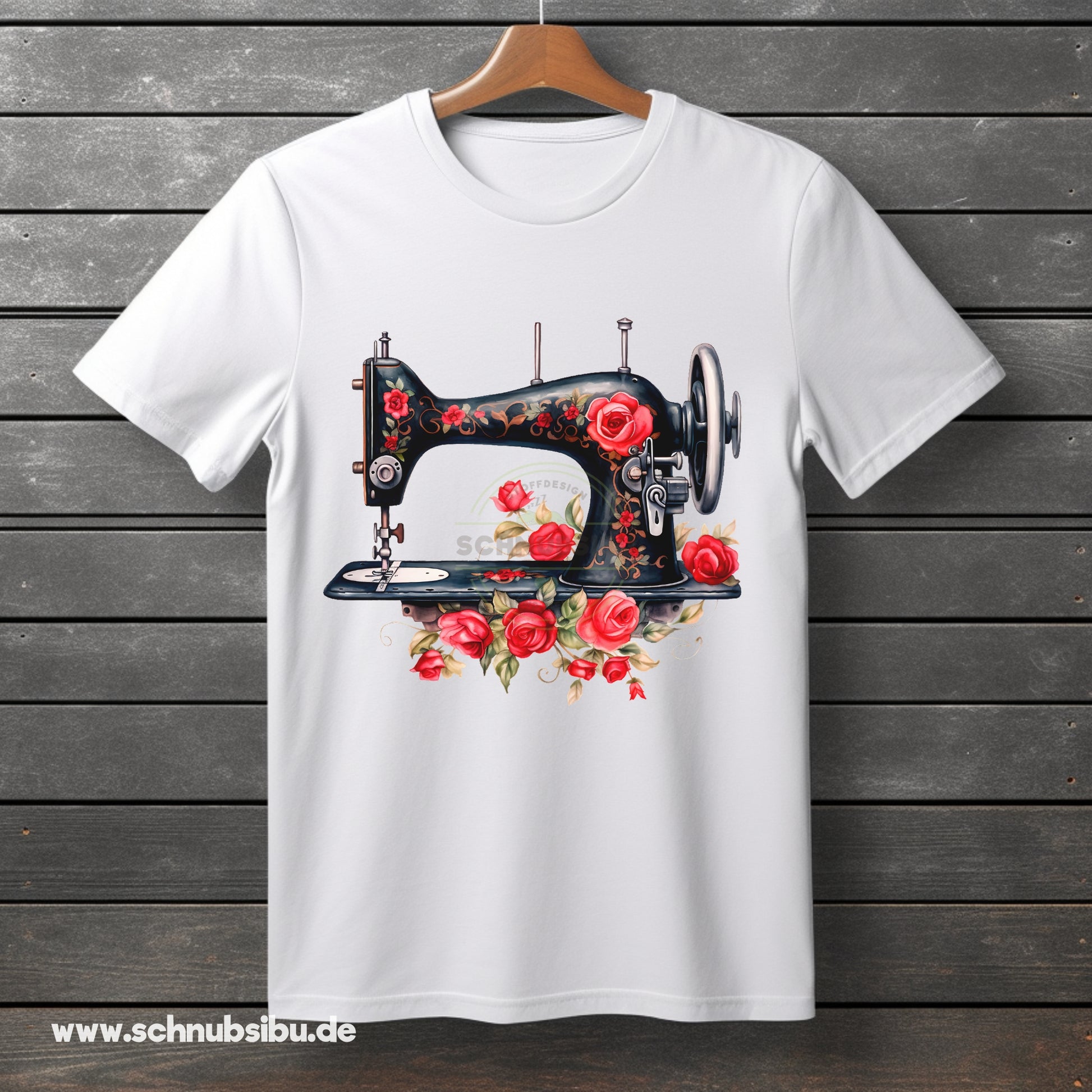 schnubsibu- Produktfoto_-_Mockup-Buegelbild-w-naehmaschineschwarz -