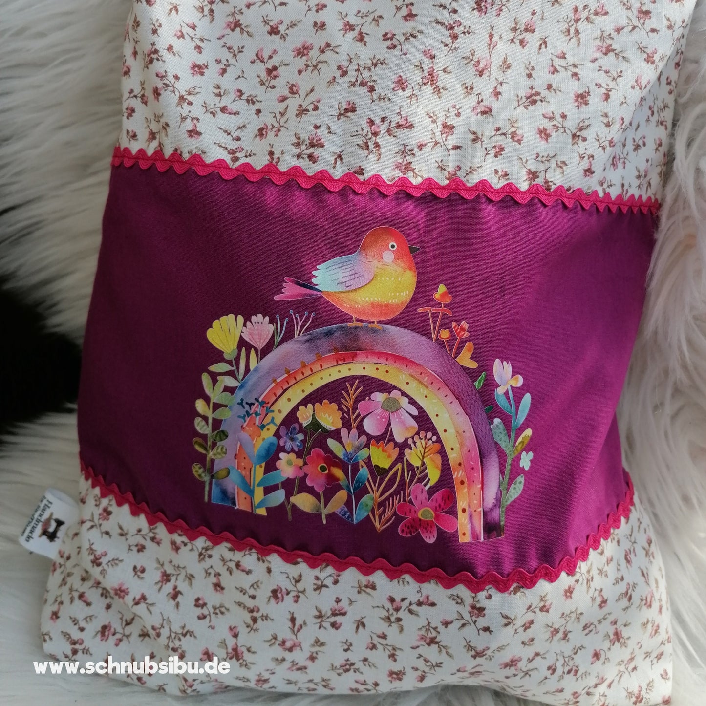 schnubsibu- Produktfoto_-_bbregenbogenfuehlingrosa04 -