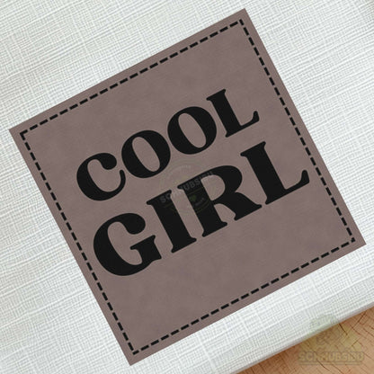 schnubsibu- schnubsibu-produktfoto-buegellabel-aufstoff-coolgirl_6 - braun