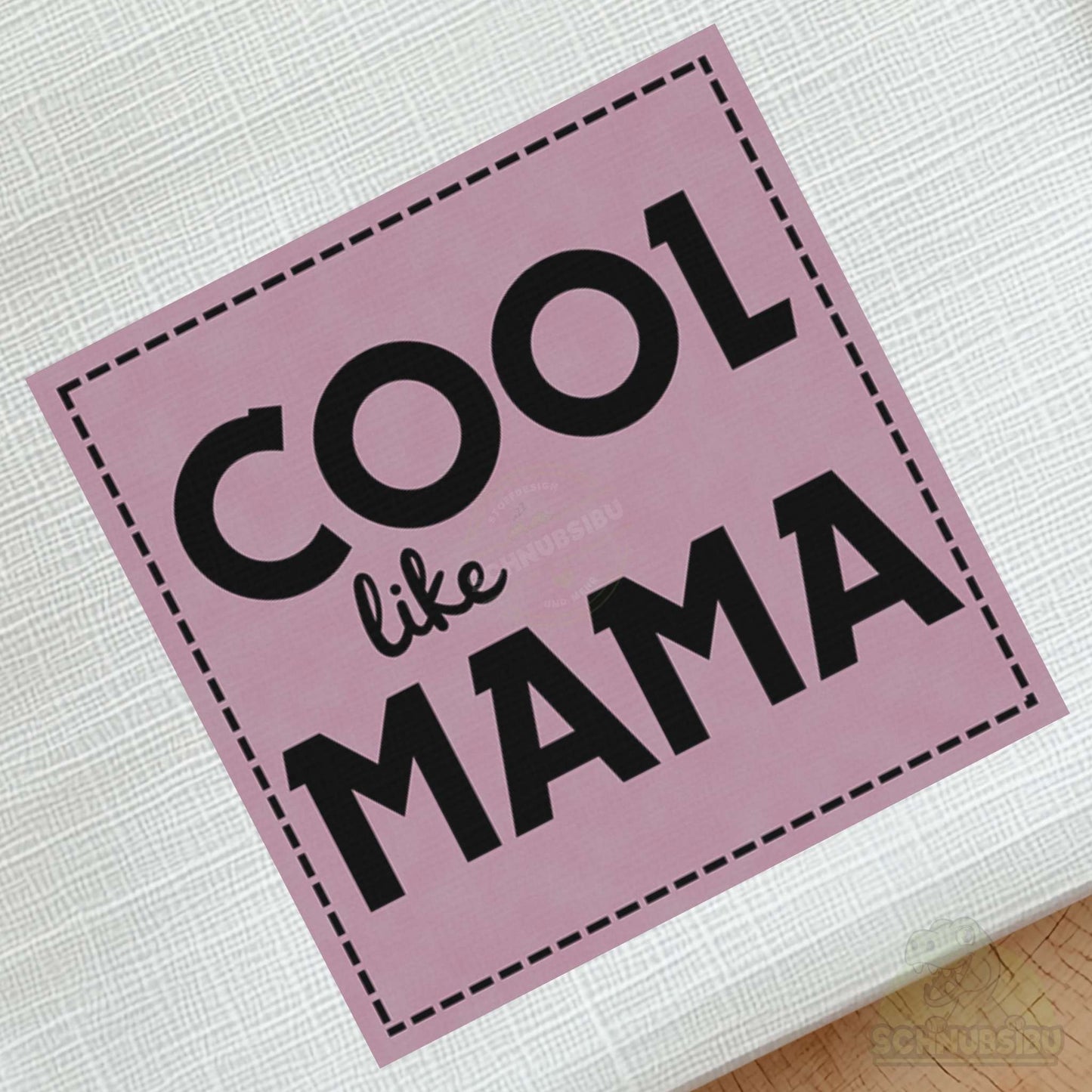 schnubsibu- schnubsibu-produktfoto-buegellabel-aufstoff-coollikemama_4 - rosa