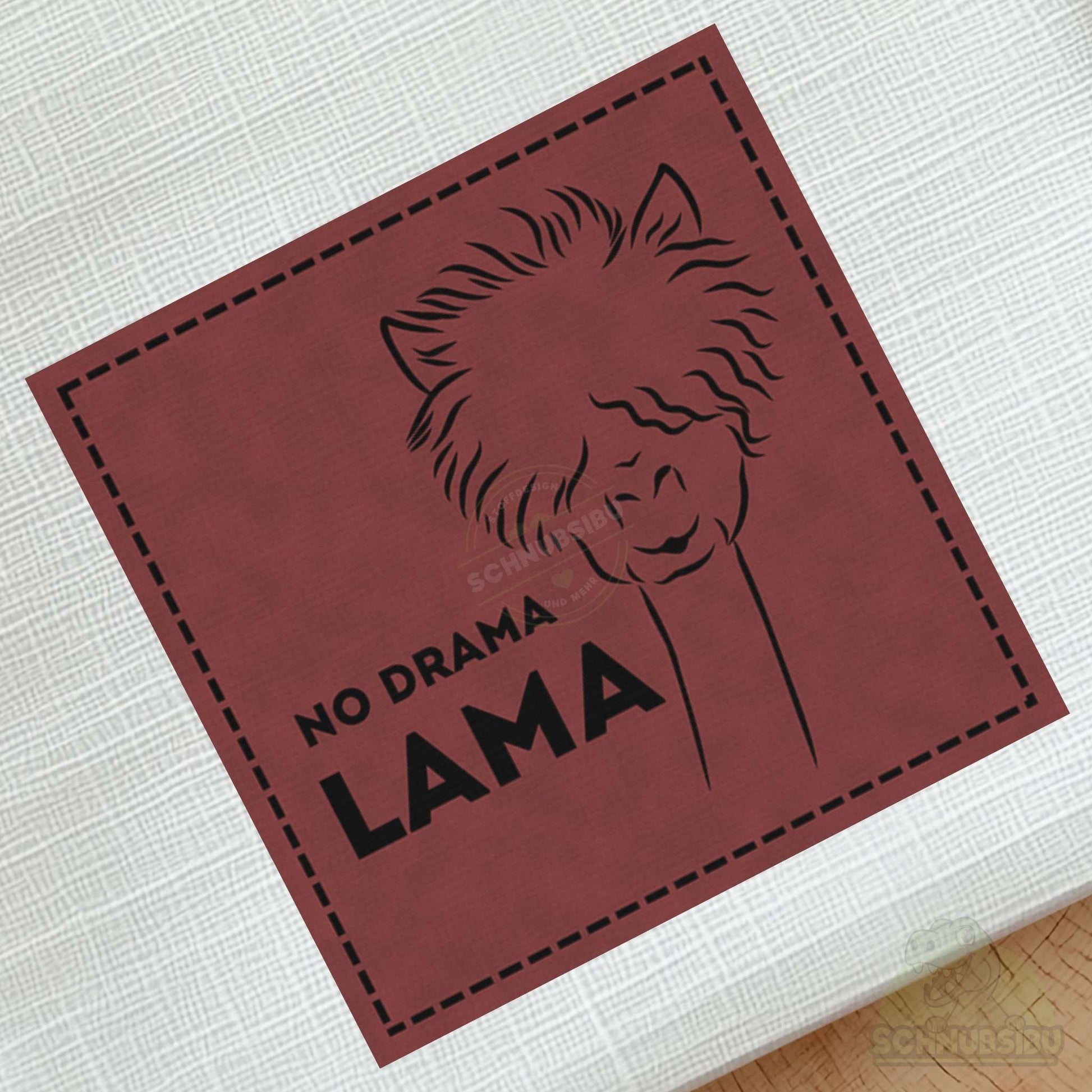 schnubsibu- schnubsibu-produktfoto-buegellabel-aufstoff-dramalama - rot