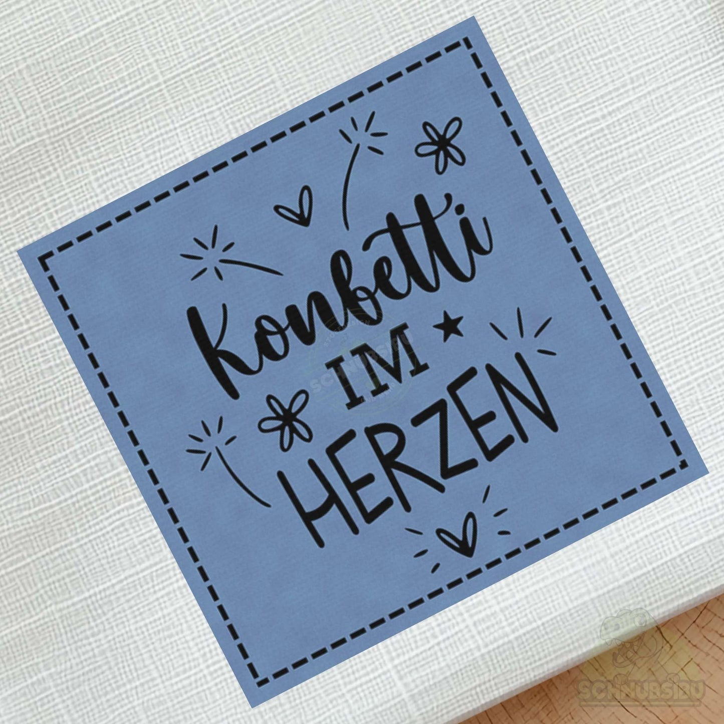 schnubsibu- schnubsibu-produktfoto-buegellabel-aufstoff-konfetti_5 - blau