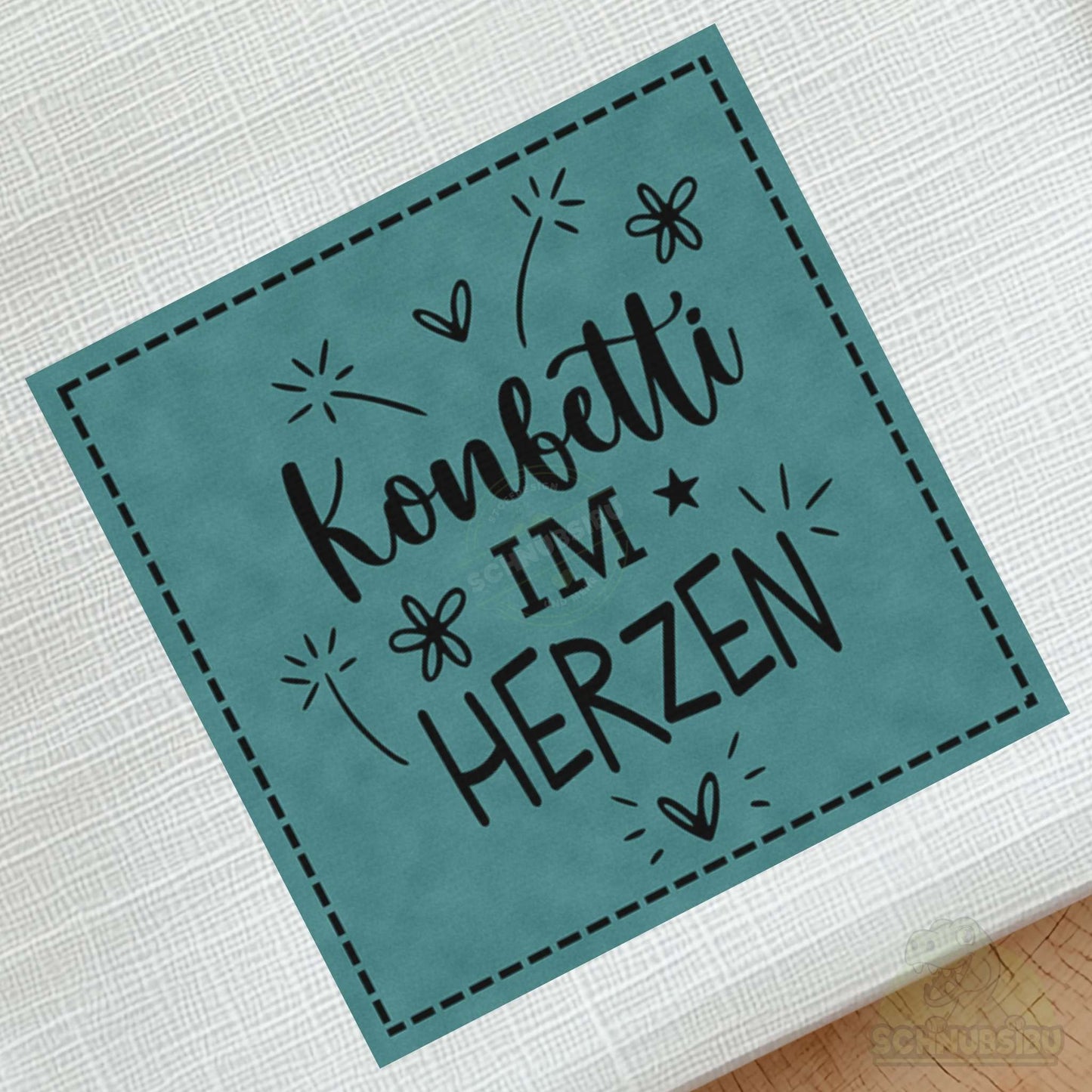 schnubsibu- schnubsibu-produktfoto-buegellabel-aufstoff-konfetti_6 - türkis