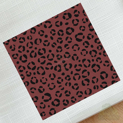 schnubsibu- schnubsibu-produktfoto-buegellabel-aufstoff-leo_2 - rot