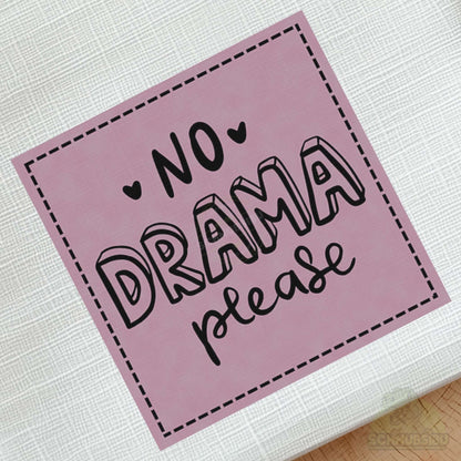 Bügel-Label "No Drama" – schnelle Akzente für Kleidung & Accessoires | Schnubsibu