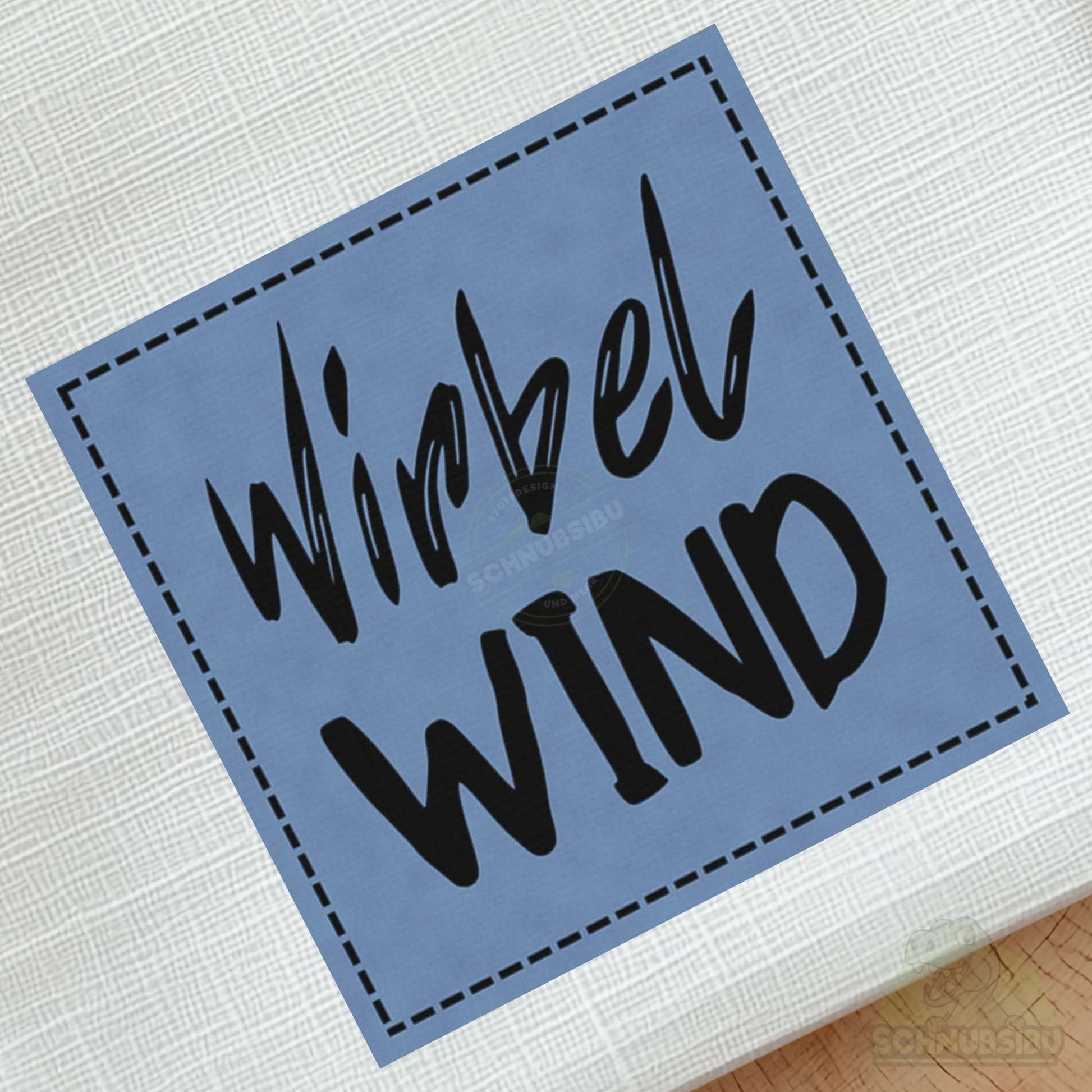 schnubsibu- schnubsibu-produktfoto-buegellabel-aufstoff-wirbelwind_6 - blau
