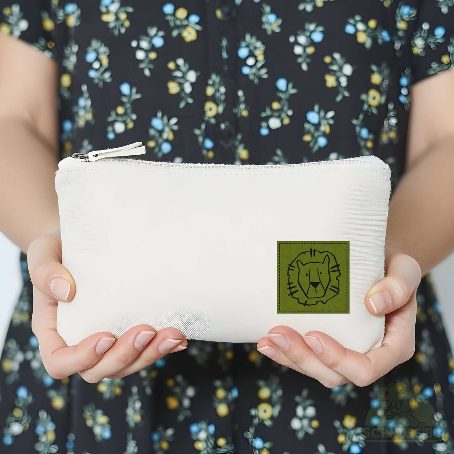 Bügel-Label "ROAR Lion" – schnelle Akzente für Kleidung & Accessoires | Schnubsibu