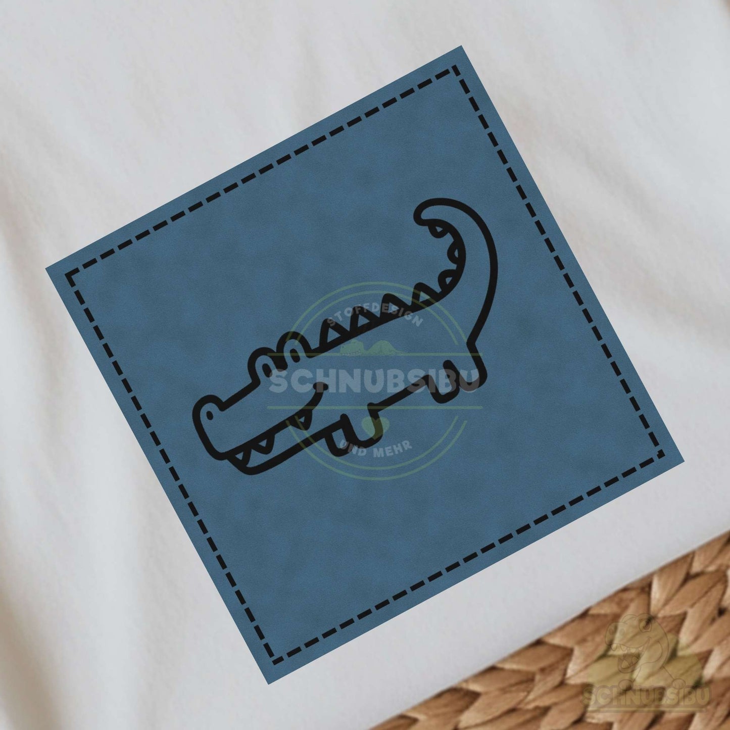 Bügel-Label "Skandi Kroko blau" – schnelle Akzente für Kleidung & Accessoires | Schnubsibu