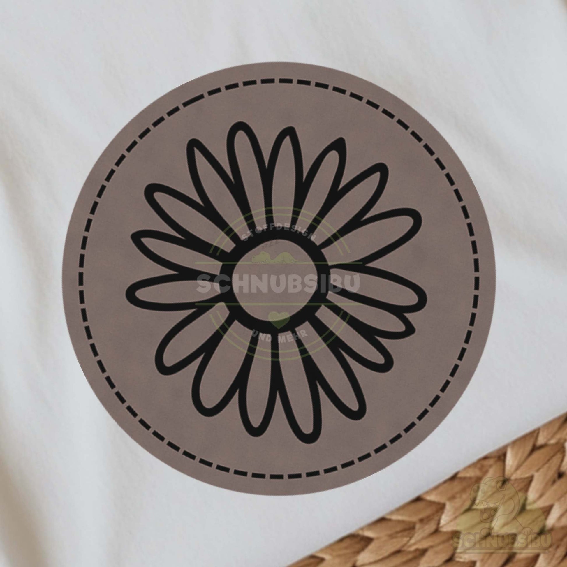schnubsibu- schnubsibu-produktfoto-buegellabel_38 - braun