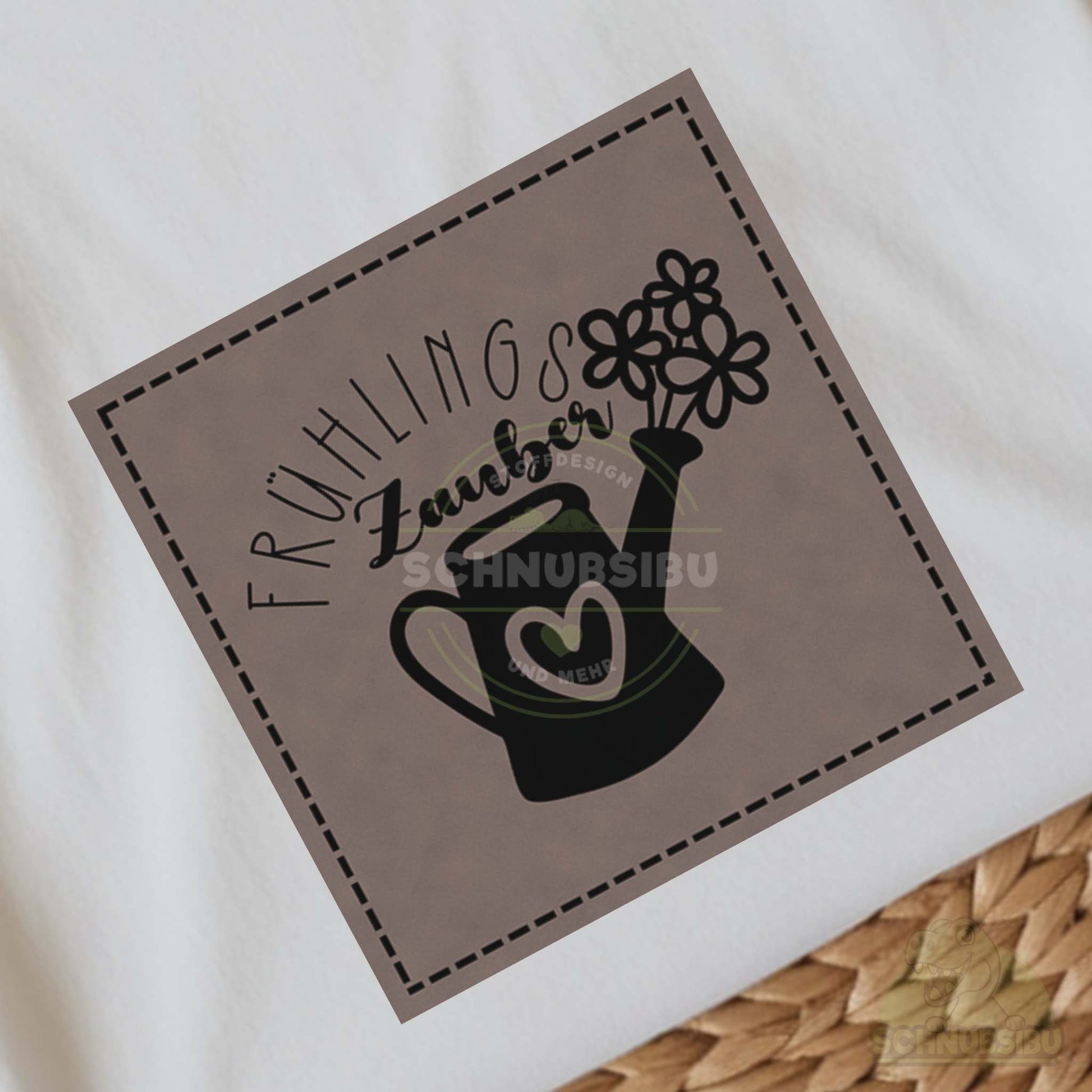 schnubsibu- schnubsibu-produktfoto-buegellabel_72 - braun